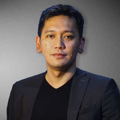 Expert - Putra Adhiguna